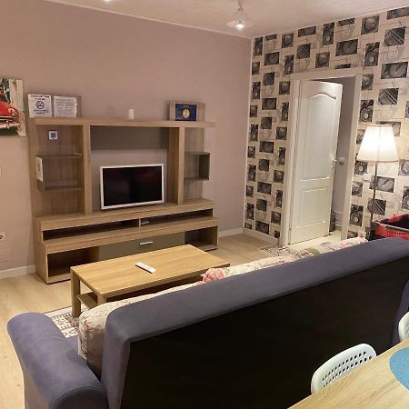 Igi Red Flat With Free Private Parking Cluj-Napoca Exterior foto