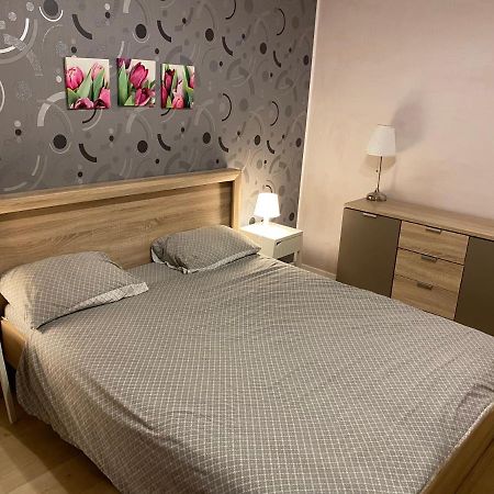 Igi Red Flat With Free Private Parking Cluj-Napoca Exterior foto