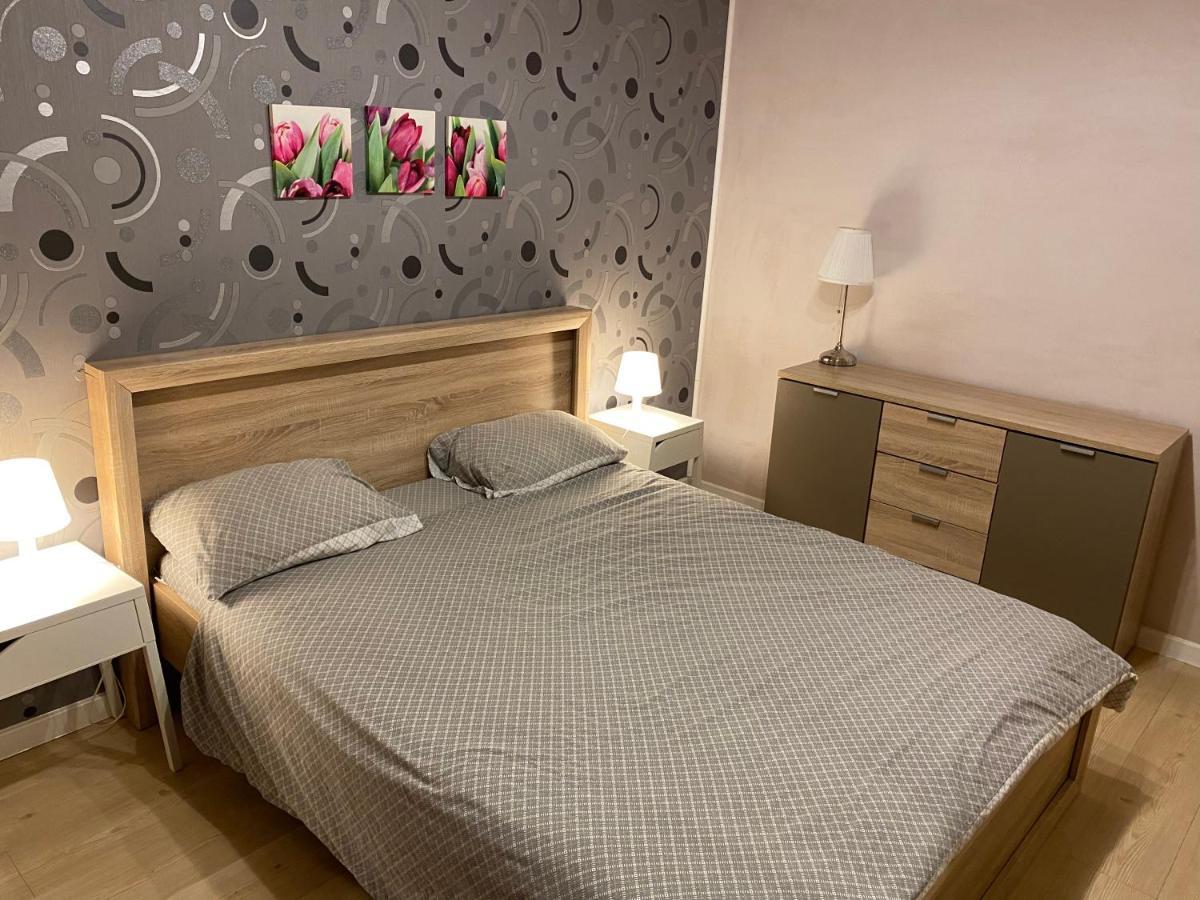 Igi Red Flat With Free Private Parking Cluj-Napoca Exterior foto