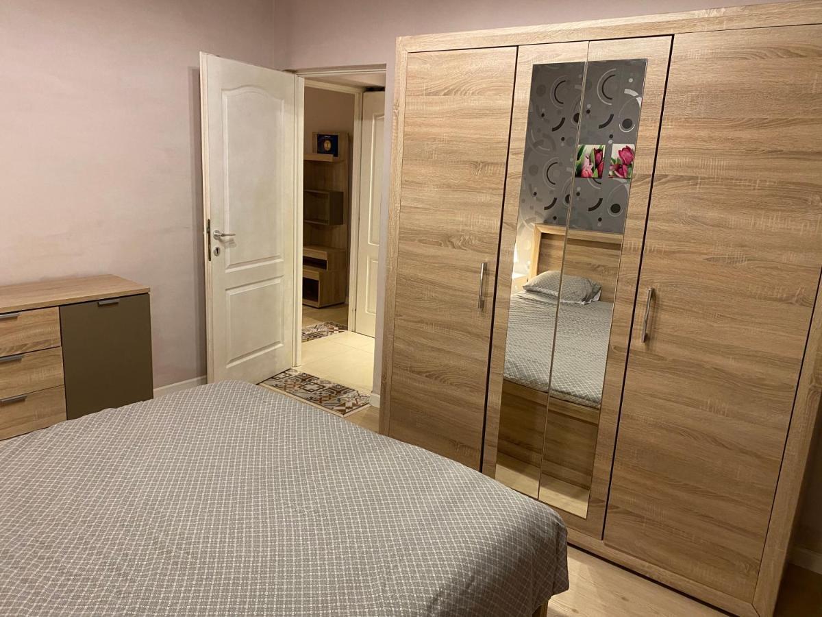 Igi Red Flat With Free Private Parking Cluj-Napoca Exterior foto